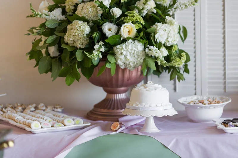 Table arrangement